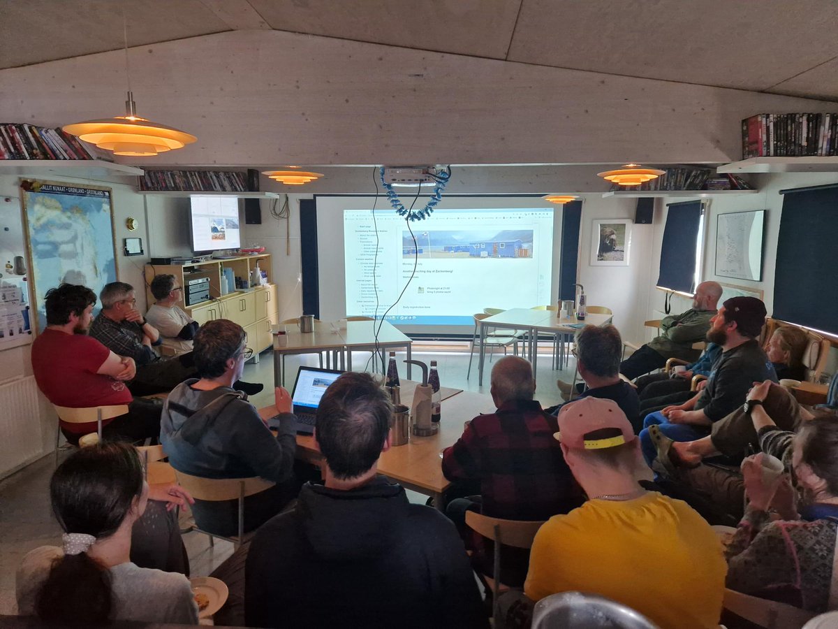 ZERO74N's tweet photo. A New Era in Zackenberg! This summer the station has launched a new zackenberg-wifi where guests can get access to daily weather forecasts, online forms, electronic library, offline-wikipedia, and chat or email people at the station and at #Daneborg. #stilloffline https://t.co/jmZeL12A1T