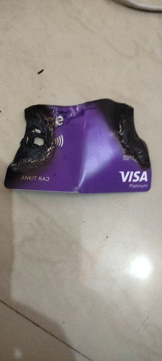 pirateankit's tweet photo. @slice_cares @sliceit_ stop cheating people by changing policies without telling the users about it. 
@RBI @jagograhakjago https://t.co/iN30jFTJgX