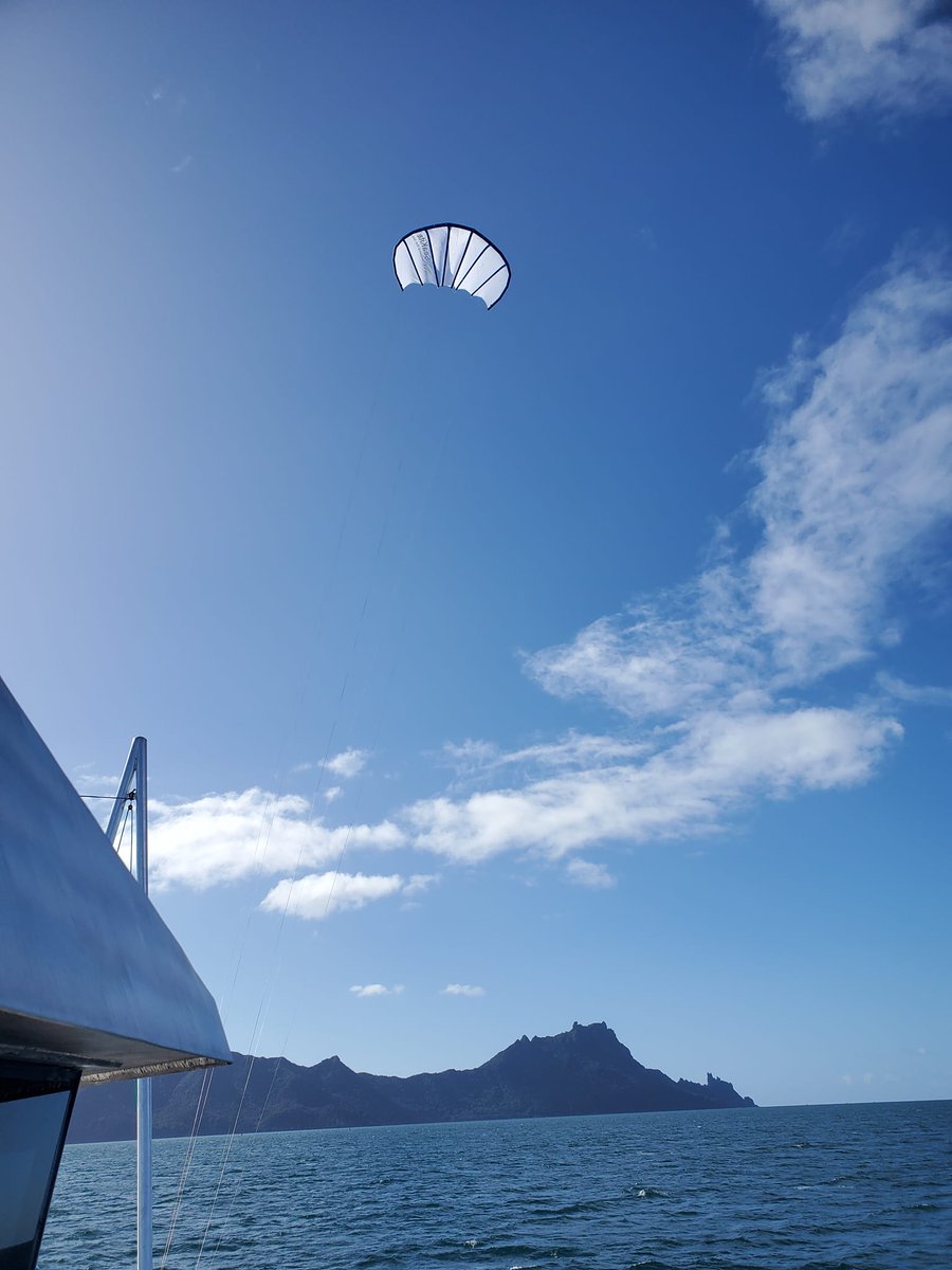 BeyondTheSea_YP's tweet image. ❗️Notre système de traction des navires par kite 
#SeaKite installé à bord du yacht de 24 mètres Deo Juvante en Nouvelle-Zélande ! 👍
#Maritime #Transport #Energie #vent