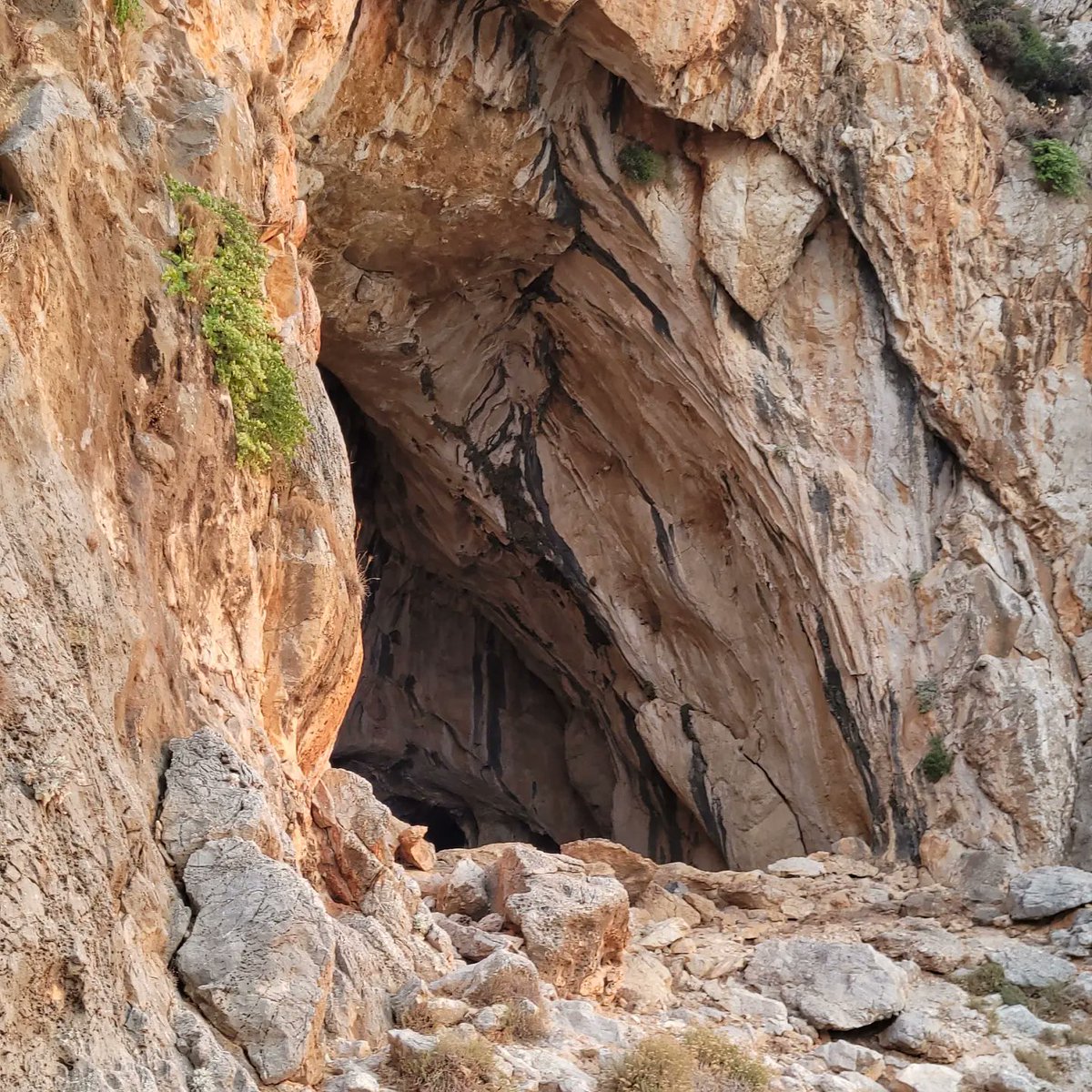 Discovering the "Secret Cave" under Kolymbia Rock this morning...