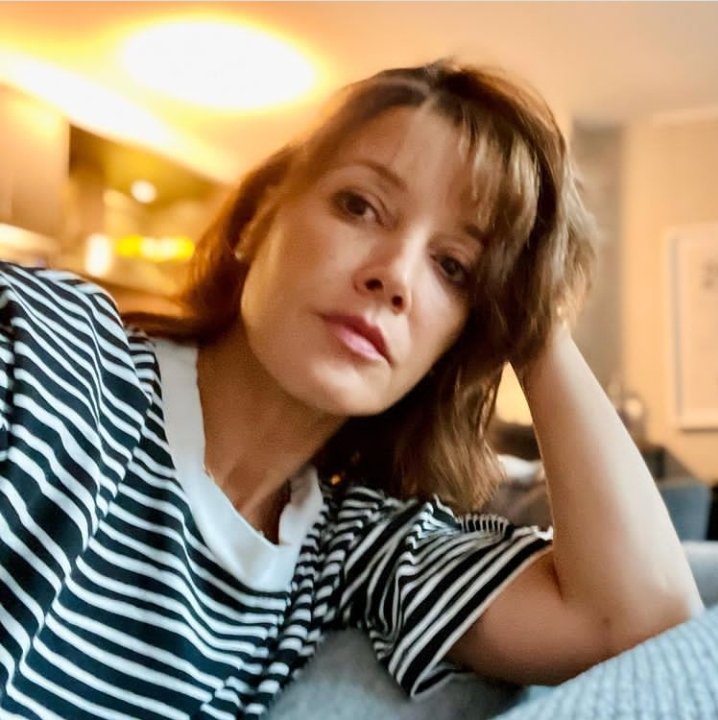 sasha_stana's tweet photo. life is like photography you use the negatives to develop 🤹♂️💥🥰📸📷📸📷
#JenniferBeals
Happy Friday wonderful day everyone 😀
#JeniferBeals
#TiBette
@betzabet3524 @BettePorter_CA @AnnePParis @all_for_sasha @BetteTina67_70 @TenuousArtLover @t_kennarddd https://t.co/uoAgoCe15z
