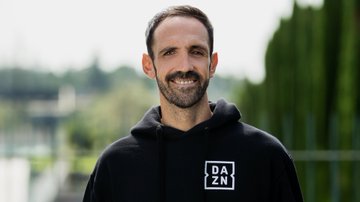 難病alsと闘う元バルサ選手 サッカー解説の報酬全額を支援財団に寄付