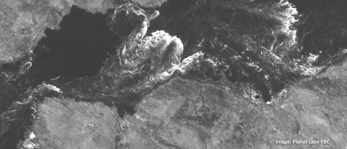 Nick_Everard's tweet photo. The Congo from space.
Astonishing satellite imagery courtesy @planet #SkySat constellation for velocimetry investigations.
Now, can I determine water speed from this imagery...? (Clue: this is not the only image....!)
Thanks to @ESA_EO #EarthNet programme for support! https://t.co/CmpMG3Ai9J