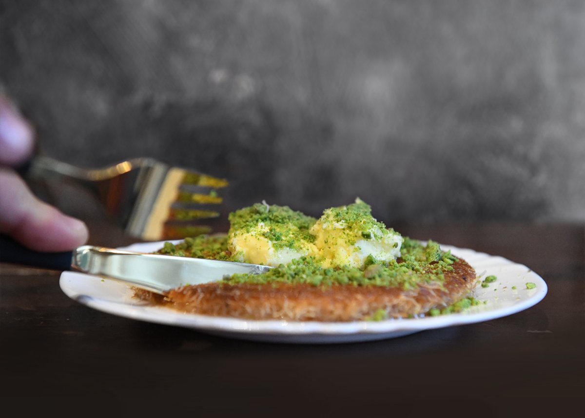 AnteplilerUK's tweet photo. Get the sweetness you deserve.
.
#antepliler #restaurant #kunefe #turkishdessert #london #harringay https://t.co/er7DUIJ6XW