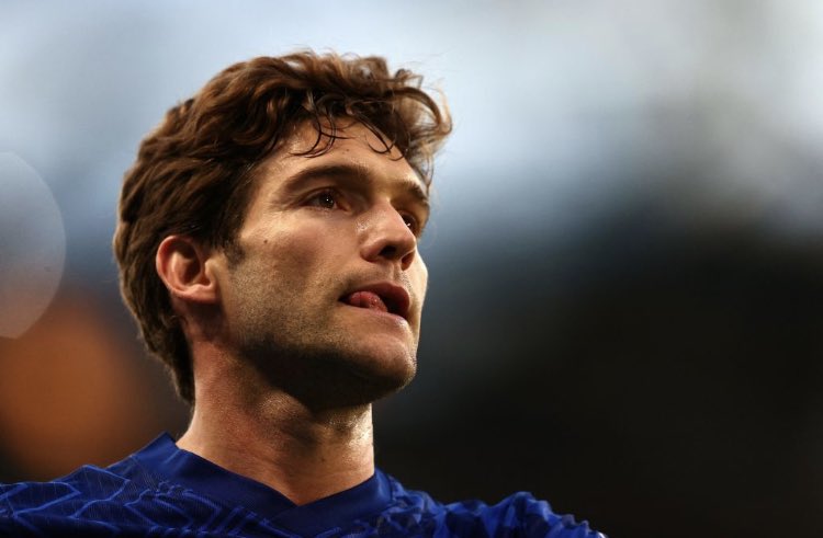 Whoaskedandwhy's tweet photo. Barcelona are really close to sign Marcos Alonso✍️🔴🔵⏳ https://t.co/e8qT3lmRWN
