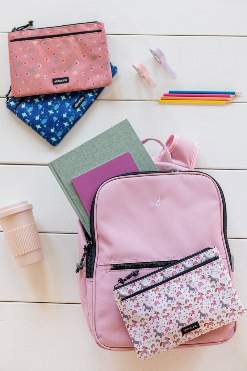 📚 ¿Has visto nuestra línea de mochilas escolares con estuche extraíble? 📚 Puedes comprar:
-el pack de mochila+estuche 🤭
-solo mochila 🎒
-solo estuche escolar 🤗
Están disponibles en tonos 💗💙🖤 y con estampados divertidos y alegres. ➡ bit.ly/3Q9smp5 #BackToSchool