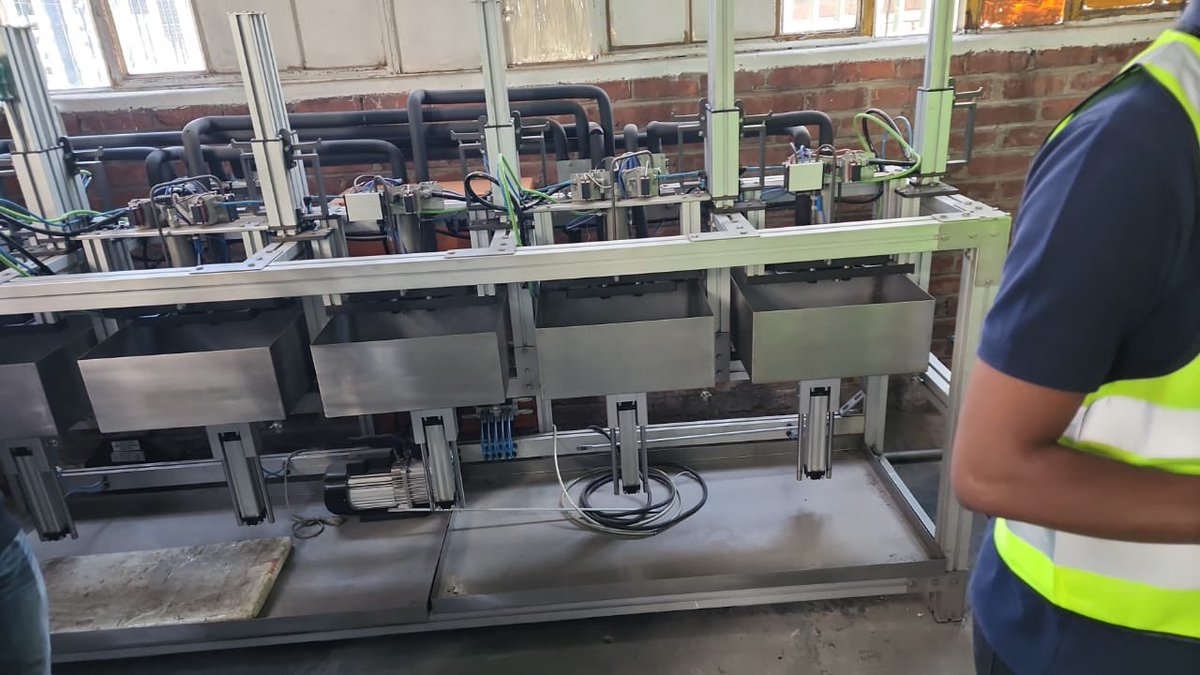 GautengProvince's tweet photo. The second visit is at Paltech Advanced Pump Solutions, a proudly South-African company specialising in manufacturing, repair and maintenance of pumps. https://t.co/6bFO1flXPL