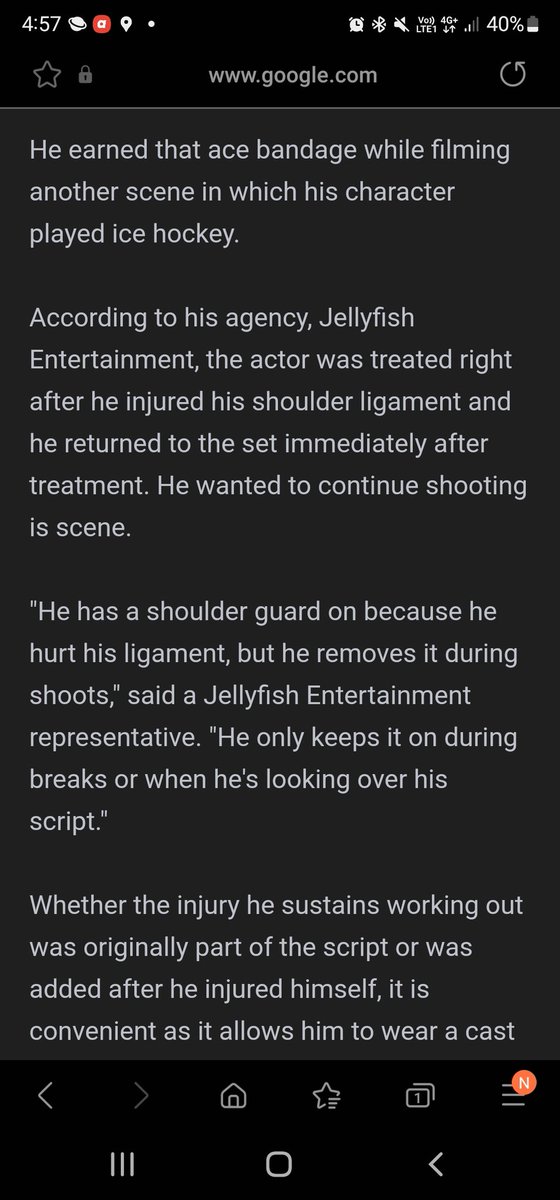 dahliacccc's tweet photo. I didn't know he was really injured during this scene ๐คง #SeoInGuk
#์์ธ๊ตญ #HighSchoolKing thanks to @graceyja @Rosemar16765305 I got to know this.
https://t.co/IpB1ibEP1p https://t.co/O7pzFh5joS