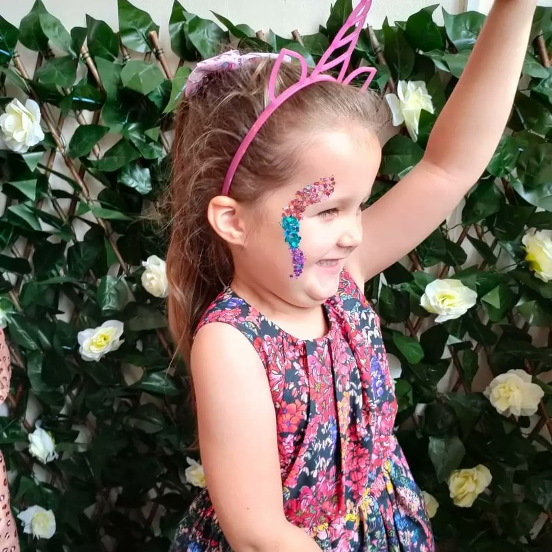 ShoulderofMutt's tweet photo. Don't forget our Tiki Garden Party on August 20th from 12pm! Make sure you come along between 12-3  to get your FREE glitter face paints by the very talented Ashley from Little Treasures🌸All ages welcome - can't wait to see what you all choose! ✨ #supportyourlocal #tiki #Food https://t.co/RJfuZg57pK