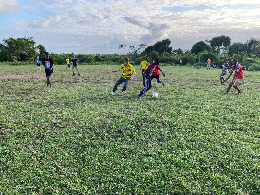 campkenya's tweet photo. After a good day of project work. #TeamEmbe were challenged to a football match against the local community and Camps staff ⚽ #DoSomethingAmazing #CampsEffect @CampsInt https://t.co/aAcfERpRo8