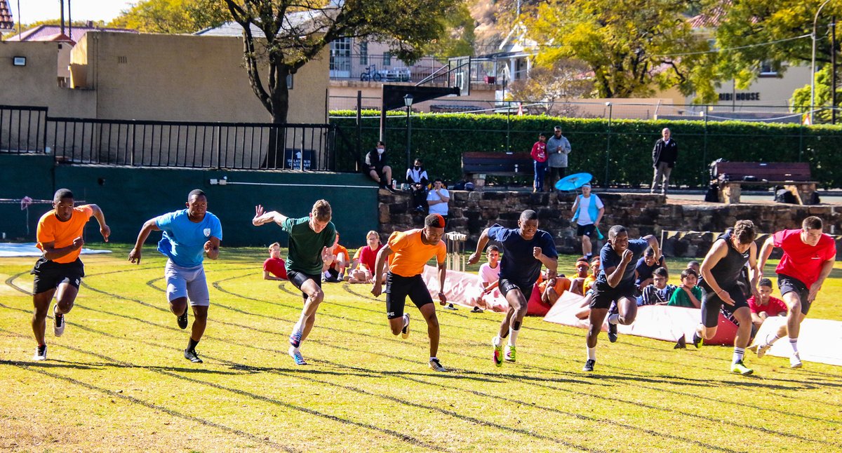 jeppeboys's tweet photo. The 116th Interhouse Athletic meeting is on https://t.co/bbZJEXEMzX
