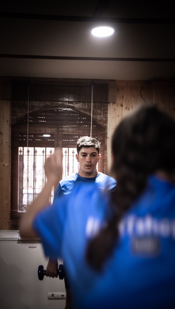 Recuerda, las emociones positivas son parte de la gimnasia 🏋🏻 para la salud mental 🧠

🤩¡Buen trabajo equipo azul!💙