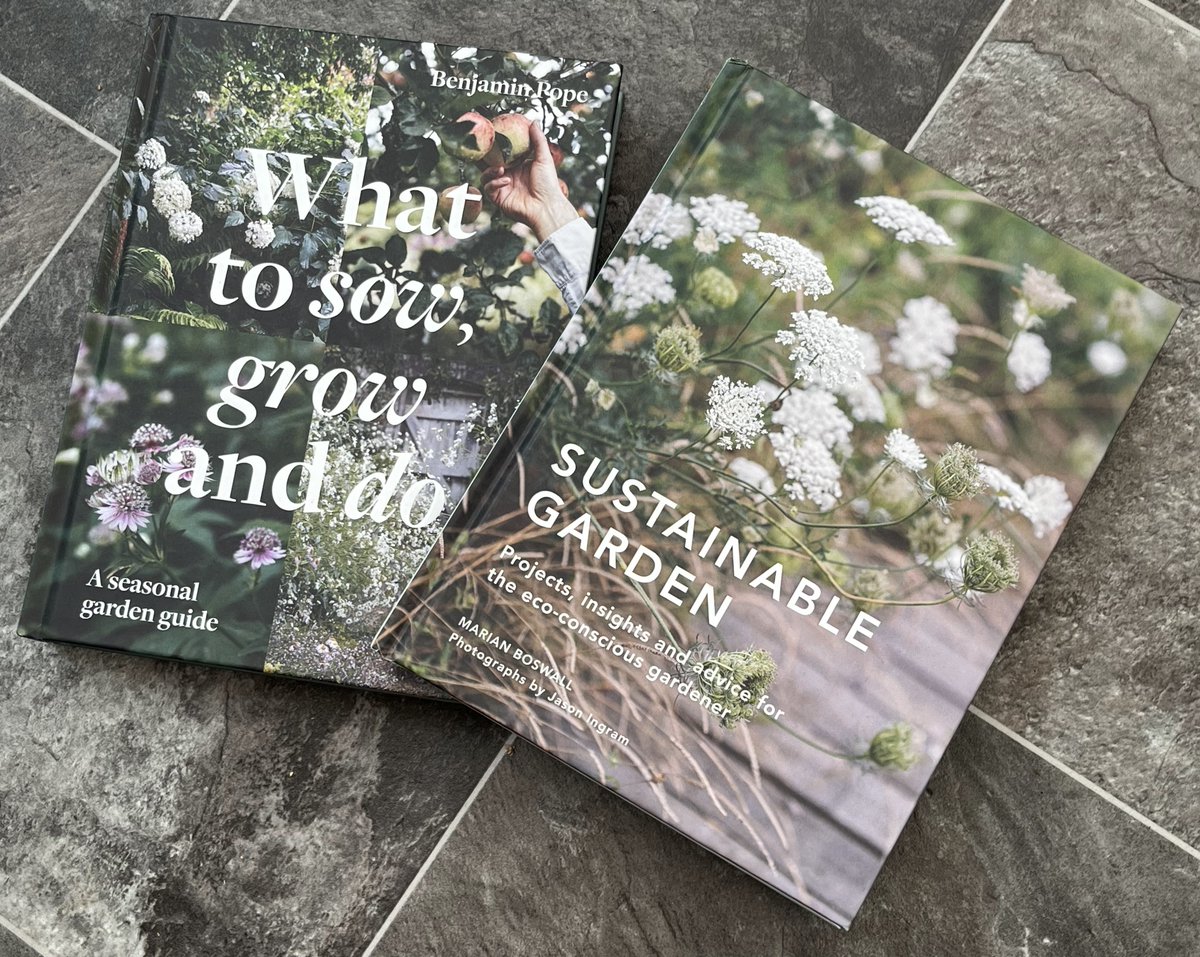New on the blog: blackberrygarden.co.uk/2022/08/book-r… (tap link) I review these two new fabulous books 'What to sow grow & do' by @Working_Garden & Sustainable Garden by @MarianBoswall you need these books (promise) #gardenblog #bookreview #newbooks #gardeningbooks #sustainability