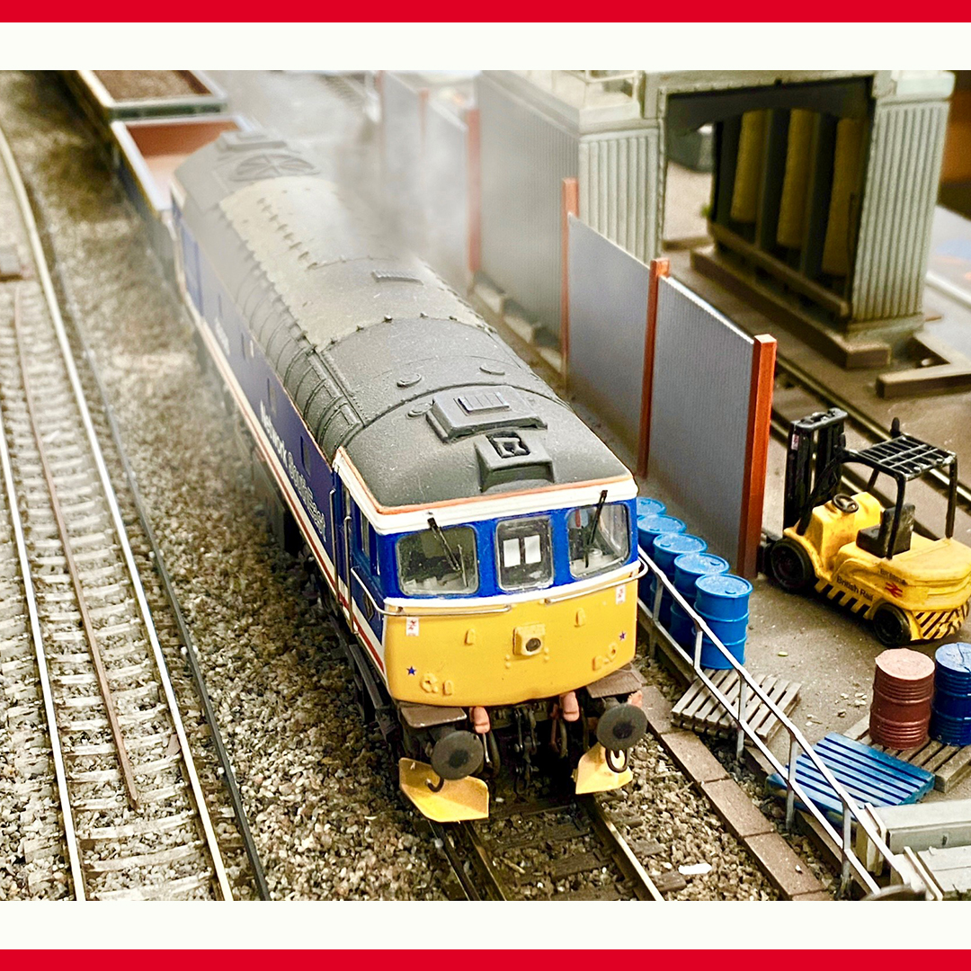 hornby's tweet photo. It's #FeatureFriday &amp; these photos from Peter are nothing short of brilliant! (@nse_latchmere)👈

We first shared Peter’s layout in April &amp; we couldn’t wait to show you more! So why not take a short break &amp; enjoy these incredible photos!

Thank you for sharing them with us Peter! https://t.co/PCgein5KwS