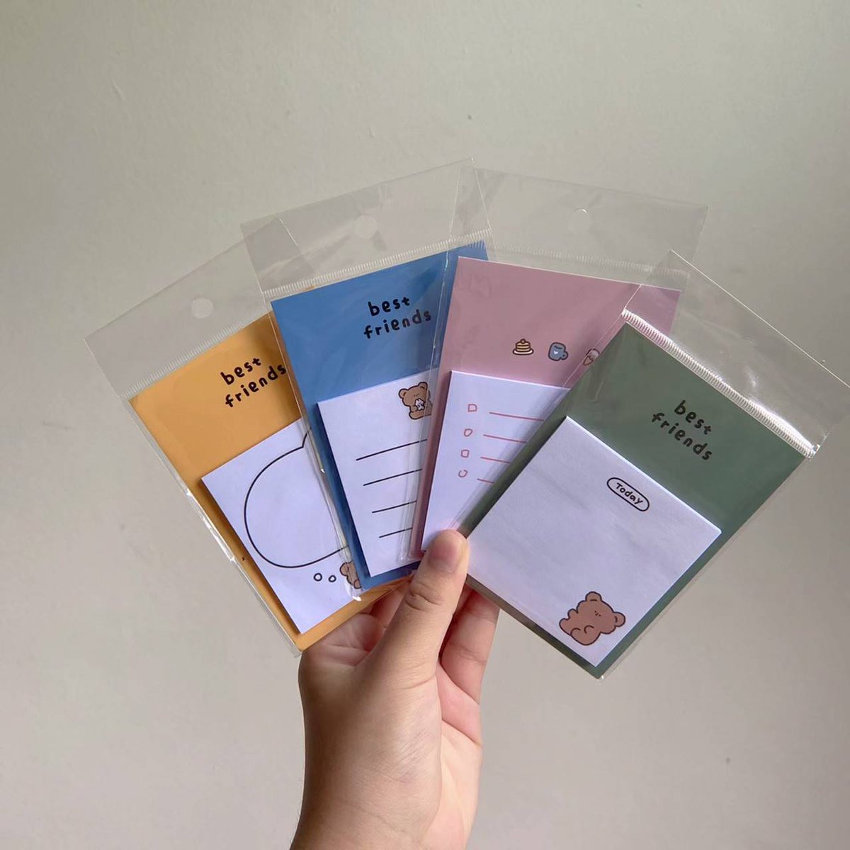 hellofamoon's tweet image. 💥 กระดาษโน๊ตสุดน่ารักก 💥

— กระดาษจดโน้ตสุดน่ารักกน ลวดลายน่ารัก ราคาเบา ใช้งานได้ง่ายสะดวกสบาย✨🧁

💥 อันละ 30 บาท

✨🫀 𝐀𝐒𝐊 - 𝐁𝐔𝐘 🫀✨
𝖫𝗂𝗇𝖾 :@821xdybm
#famoonพร้อมส่ง #กระดาษโน๊ต #เครื่องเขียน #เครื่องเขียนเกาหลี #อุปกรณ์การเรียน