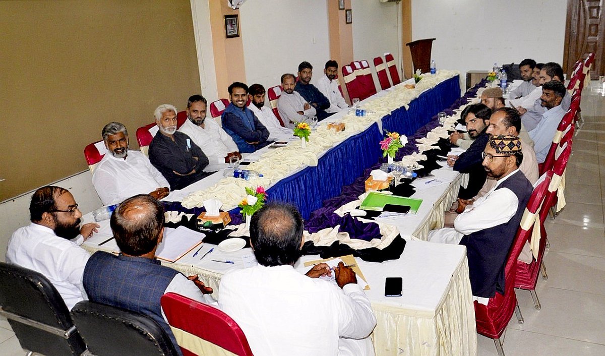 AdvImranBWP's tweet photo. PAT Meeting chaired by Mian Noor Ahmed Sahu President PAT South punjab. https://t.co/bbJ049aZlk