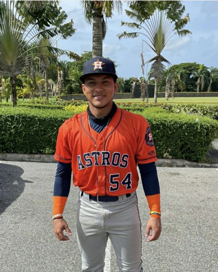 Kenny Van Doren on X: The Astros signed international free agent catcher  Jancel Villarroel to a minor league contract. The 17-year-old was assigned  to DSL HOU Orange. More of him:    /