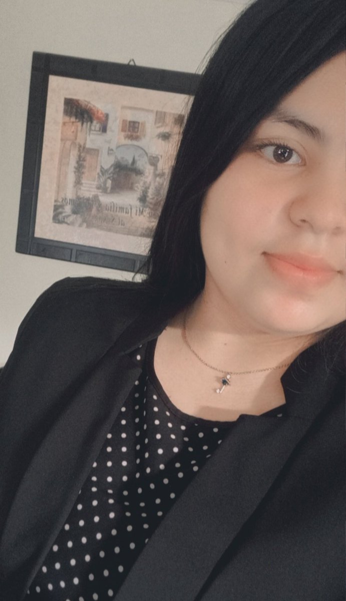 yoareynoso07's tweet photo. Hola linda @victoriaruffo31 Soy Yoali de México. Hoy es un día muy especial porque estoy de cumple y un saludito tuyo me alegraría mucho, ojalá y pudieras hacerlo🥰🥺🎈
Pd: Y lo mejor, es que coincidimos el mismo mes que tus bebés hermosos🤗🥰 plis Queen😭🫶🏻 https://t.co/YjaiJ3kBWd