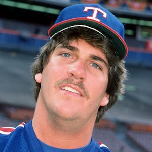 Happy Birthday to former pitcher Dave Rozema. 