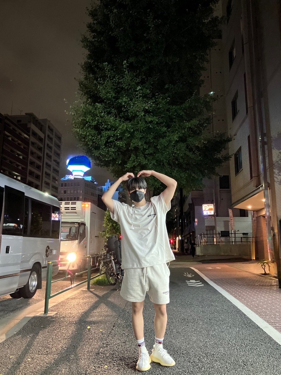 Han 🐿️ [220805] 11:25pm

i love you