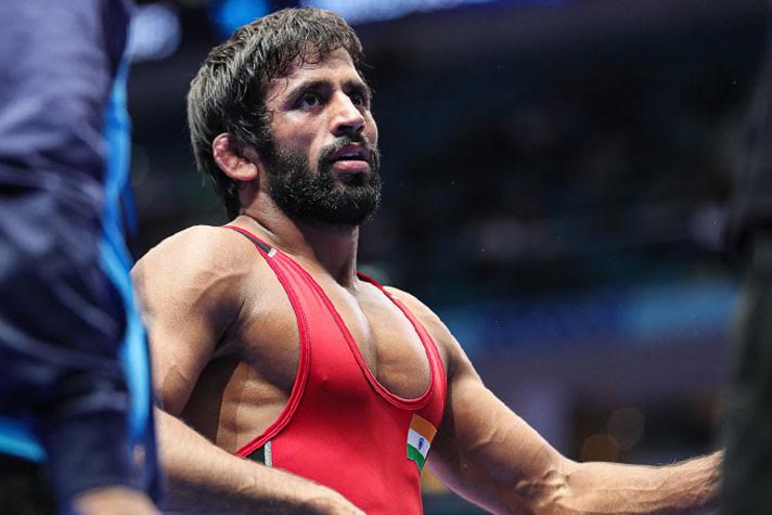 India_AllSports's tweet photo. BIG Wrestling Update: 
4 Indian wrestlers will be in action later tonight (2130 hrs onwards) in respective GOLD medal bouts. 
✨ Bajrang Punia 
✨ Deepak Punia 
✨Anshu Malik 
✨ Sakshi Malik 
👉 Mohit Grewal &amp; Divya Kakran will fight for Bronze medal.  
#CWG22 
#CWG2022India https://t.co/nOzHIfEoLg