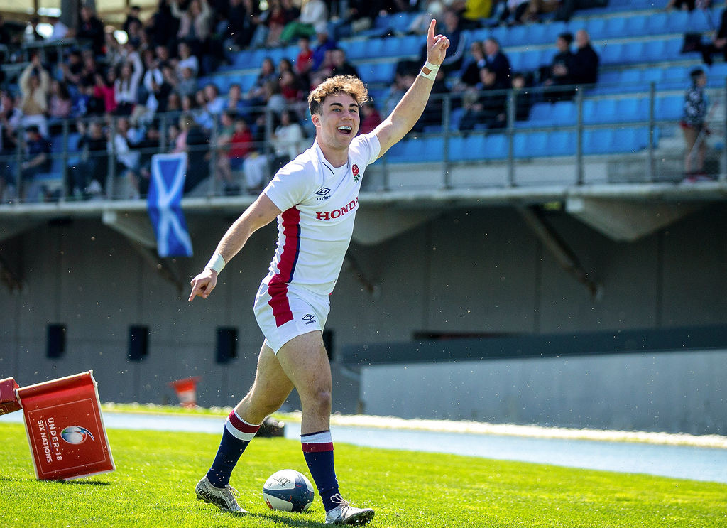 England U18: England have named their U18 squad and confirmed the fixtures for this summer’s tour of South Africa!

Exciting looking squad!

nextgenxv.com/2022/08/05/eng…

#futurestars #englandrugby