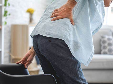 HaulingPlanet's tweet photo. Planing to lift that heavy item to dispose of on your own? Leave the job to us. Our expert team is ready and willing to help you with the back pain.#furniture removal #rubbish #appliances removal https://t.co/9LrO8PrQfc