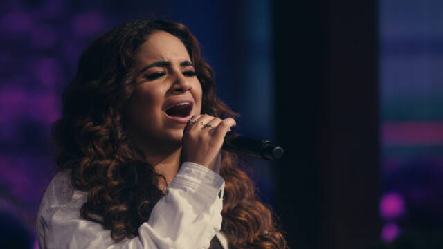 GospelPlanet's tweet image. Após viralizar com “Promessas”, Sarah Beatriz lança a autoral "Quero Voltar Pra Casa" #gospelplanet #sarahbeatriz #musilerecords #querovoltarpracasa

gospelplanet.com.br/apos-viralizar…