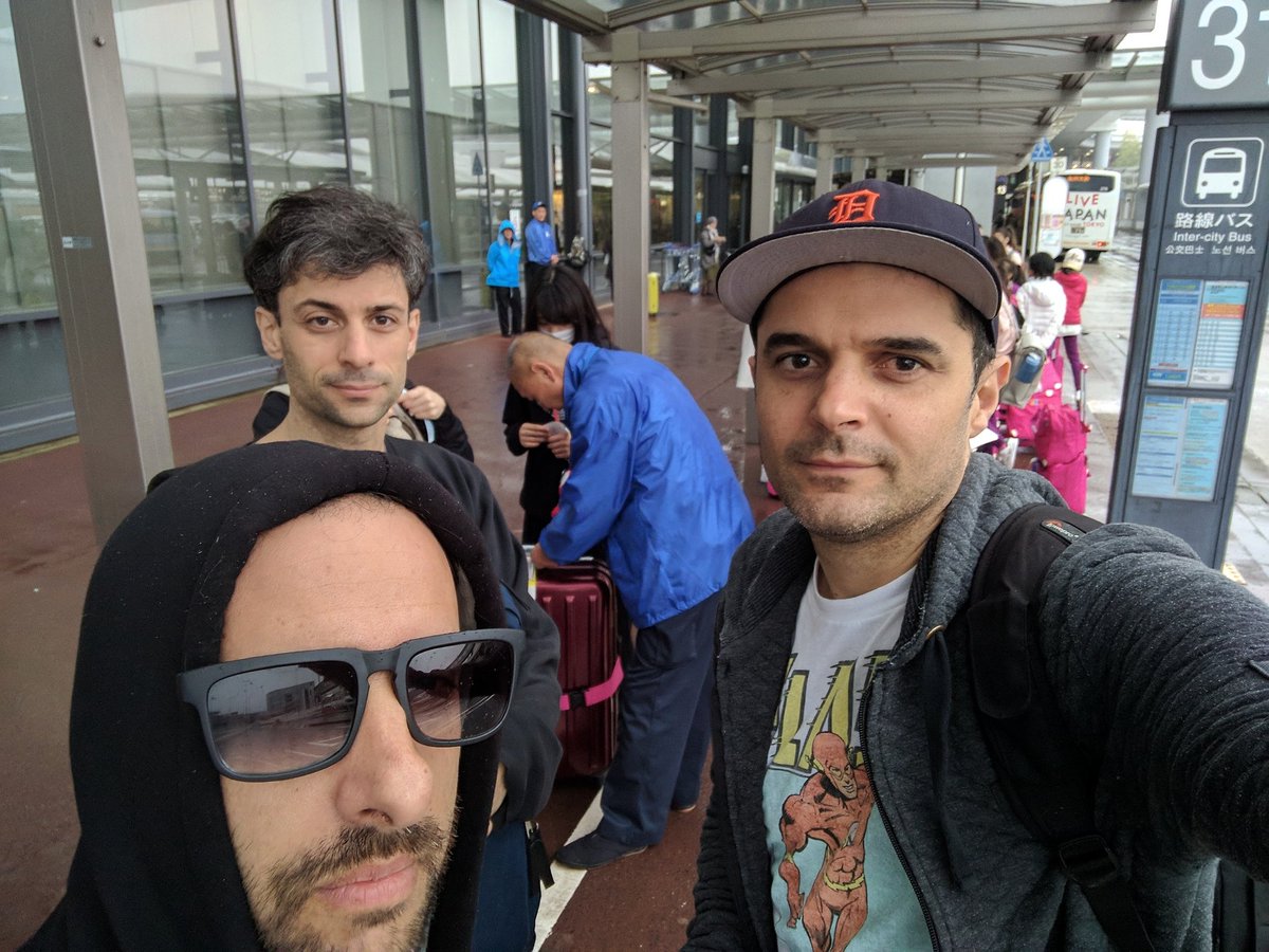 Ya salió Cabo Verde!
Por <a href="/RasoEstudio/">raso.</a>
Mix, production and Master of the Universe: Ariel Schlichter 
Grabado por Leonardo Checchia  en Estudios ION
Procesos analógicos en Red Bull Academy Studios (Berlín): Matthias Anthon
Arte de tapa: Andrés Serantes