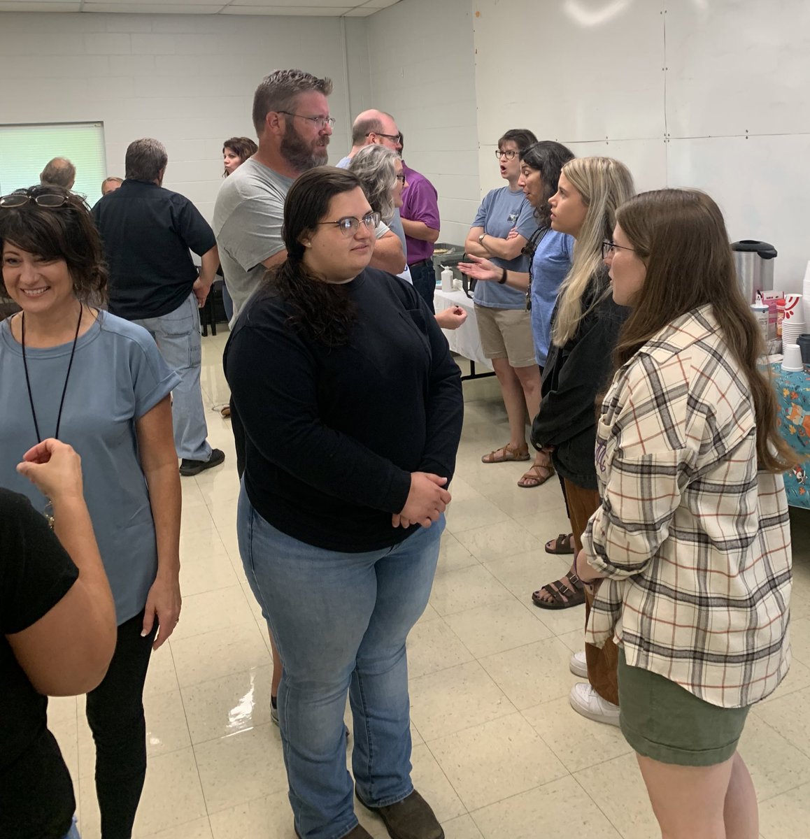 AJMyhan's tweet photo. We have a great staff at Sequoyah!  Spending time reconnecting with peers and planning to welcome our students back to school next week!#SequoyahWorks #joyatschool https://t.co/7eoFMsc0DX