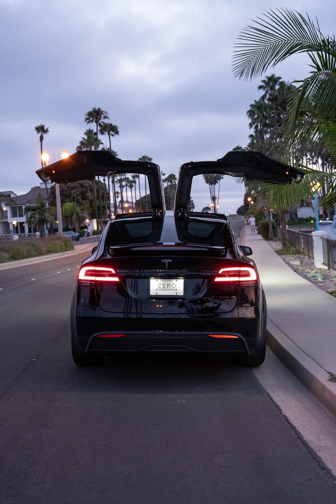RentPacificRide's tweet photo. Because your passengers deserve entertainment &amp; style... 

⁠
#RentPacificRide #TeslaRentals #TeslaOwners #TeslaModelX #ModelX #ModelXRefresh #SanDiego #RoadTrip https://t.co/JdGi1uccwL