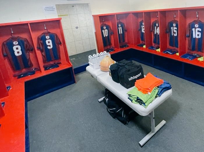 ALMOST THERE | Less than 24 hours to go untill we kick off the 22/23 season ⚽️

The changing rooms have been freshened up and so has the squad. We look forward to seeing you down at London Road 🏟 #MRFC97 #NonLeague #hellenicleague #localfootball #moreton