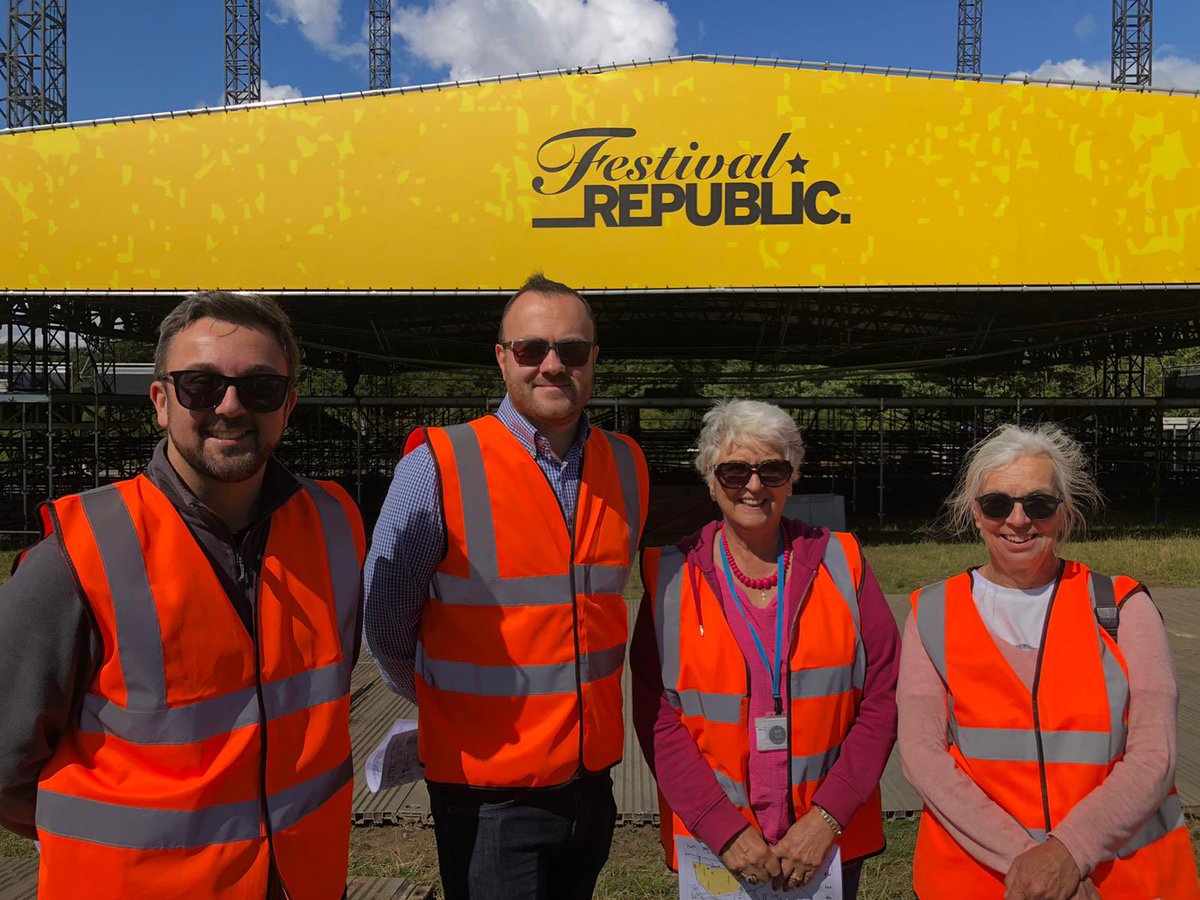 MrMatt_Robinson's tweet photo. Site visit for #LeedsFestival with Leeds City Council, Police stakeholders &amp; Parish Councils. Really useful meeting to see the site being built &amp; understand the scale of the operation. Thanks to all involved for their time, input &amp; questions. https://t.co/pCmyq83Lpx