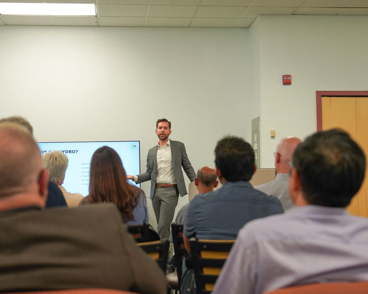 GenHydroinc's tweet image. ✅This week at @GenHydro we welcomed our current investors at our headquarters to unveil the NextGen reactor system!🫧Thank you to our investors and team for a successful event, we are excited to be sharing this technology with you live.#reactorsystem #genhydroinc  #greenhydrogen