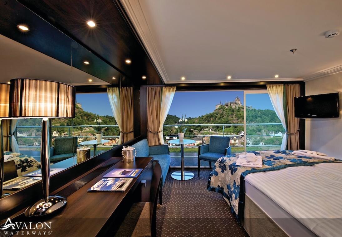 Rose Mantle tweet media