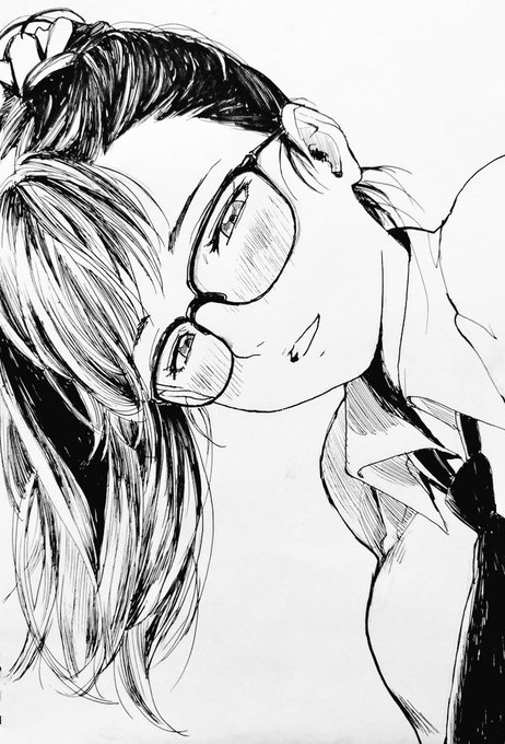 ポニテメガネ👓色即是空 