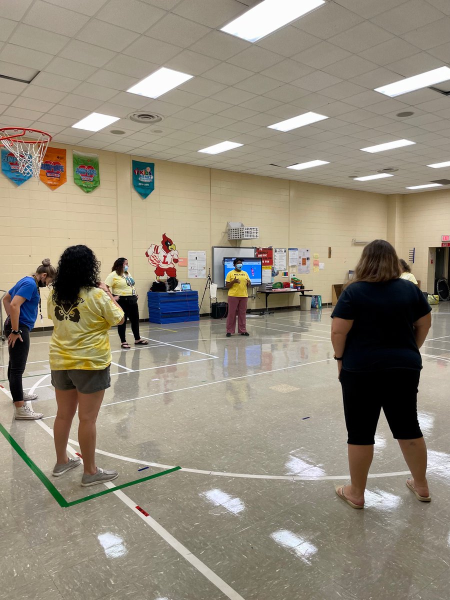 ryan_dierson's tweet photo. Learning from our Special Area teacher leaders today! Our staff is learning how to integrate content from special areas into all core subjects. So many great things are happening at Price Elementary! #AISuccess @PriceOwls @JCPSKY @JCPSAsstSuptAIS https://t.co/9uHS5llGwo