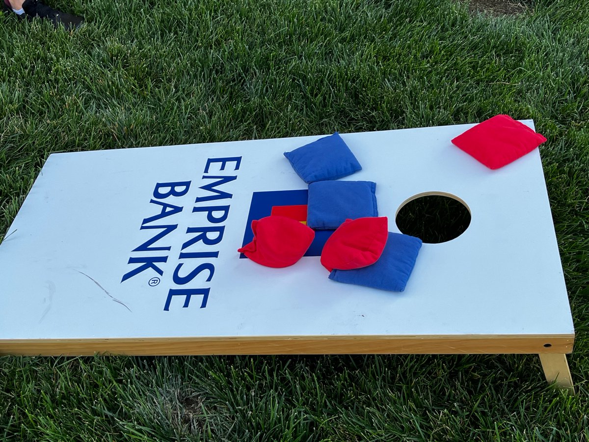 We had a blast at our Corporate Challenge kick-off party! Cornhole, washers, giant jenga and pickleball… the athletic inspiration was unmatched. And we may or may not have played “Eye of the Tiger” on repeat. Go Team Emprise!