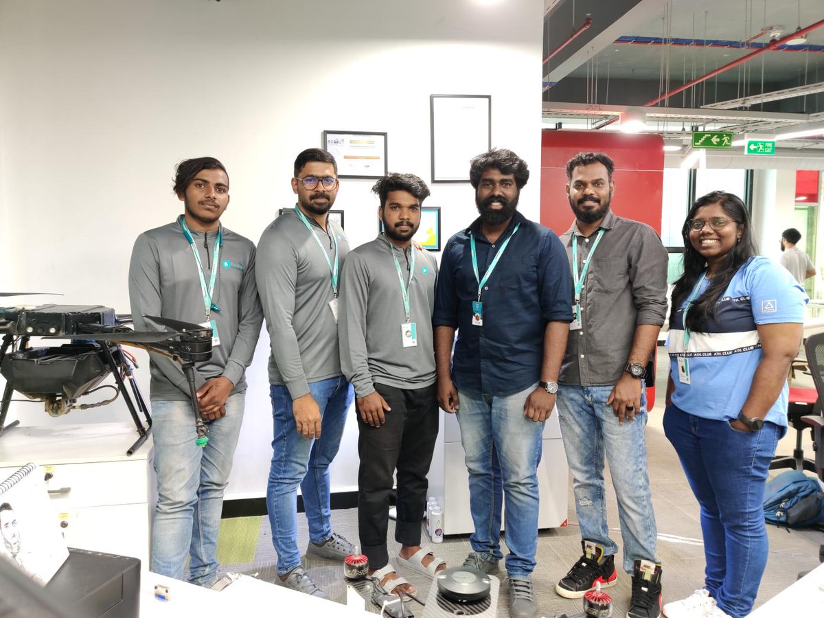 #AI for sustainable agriculture🌾. @Fuselage_Inno from #Kerala 🇮🇳 uses drones to conduct crop survey & spray inputs like fertilizers. This startup was supported by Green Innovation Fund🌱 initiative by @UNDP_India & @startup_mission. Read more: bit.ly/3zVVc75.