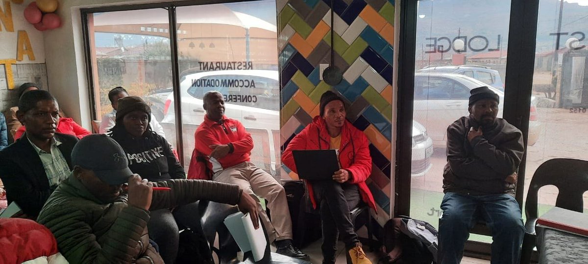 _cosatu's tweet photo. #SACCAWU Bethlehem Local holding its Locals meeting to engage on issues affecting workers and the working class communities #ClassStruggle #Hegemony 
@MySACCAWU #BacktoBasics 
#Unitydemocracy &amp; #Socialism https://t.co/niYd0ffRgt
