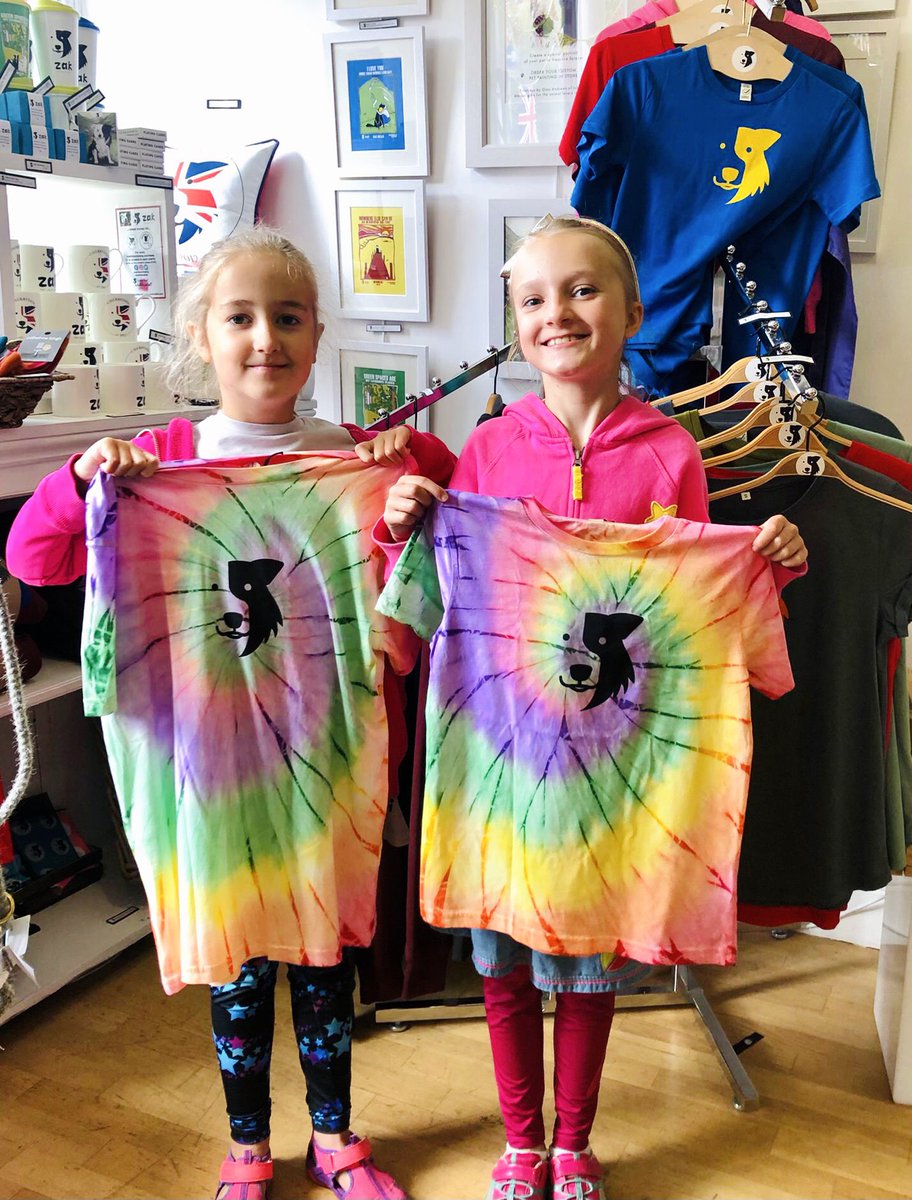 zakthecolliedog's tweet photo. Celebrating a happy Friyay with these two awesome troops Annie &amp; Mairi! 🎉
Over the moon to be going back home with their Zak Legacy tees 
Supporting @BCTGB  #lakessearchdogs Available here https://t.co/Q0PCucEjRt #zakthecolliedog #smallbusinessuk #ethical #cherrydidi https://t.co/BHTNt8FF5S