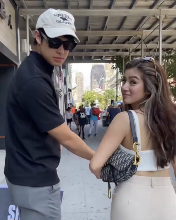doughnbels's tweet photo. hi, lovers ! 🤍 #DonBelle https://t.co/odwE6jPYSv