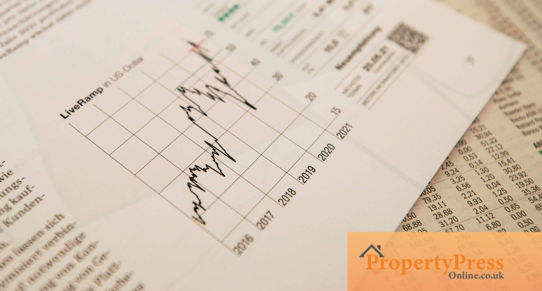 PropertyPressUK's tweet photo. Is Your Mortgage About To Become A Ticking Timebomb? - https://t.co/RtBLWk5ANc #mortgage #baserate #bankofengland #risinginterest #costofliving https://t.co/KtXzHEpBep