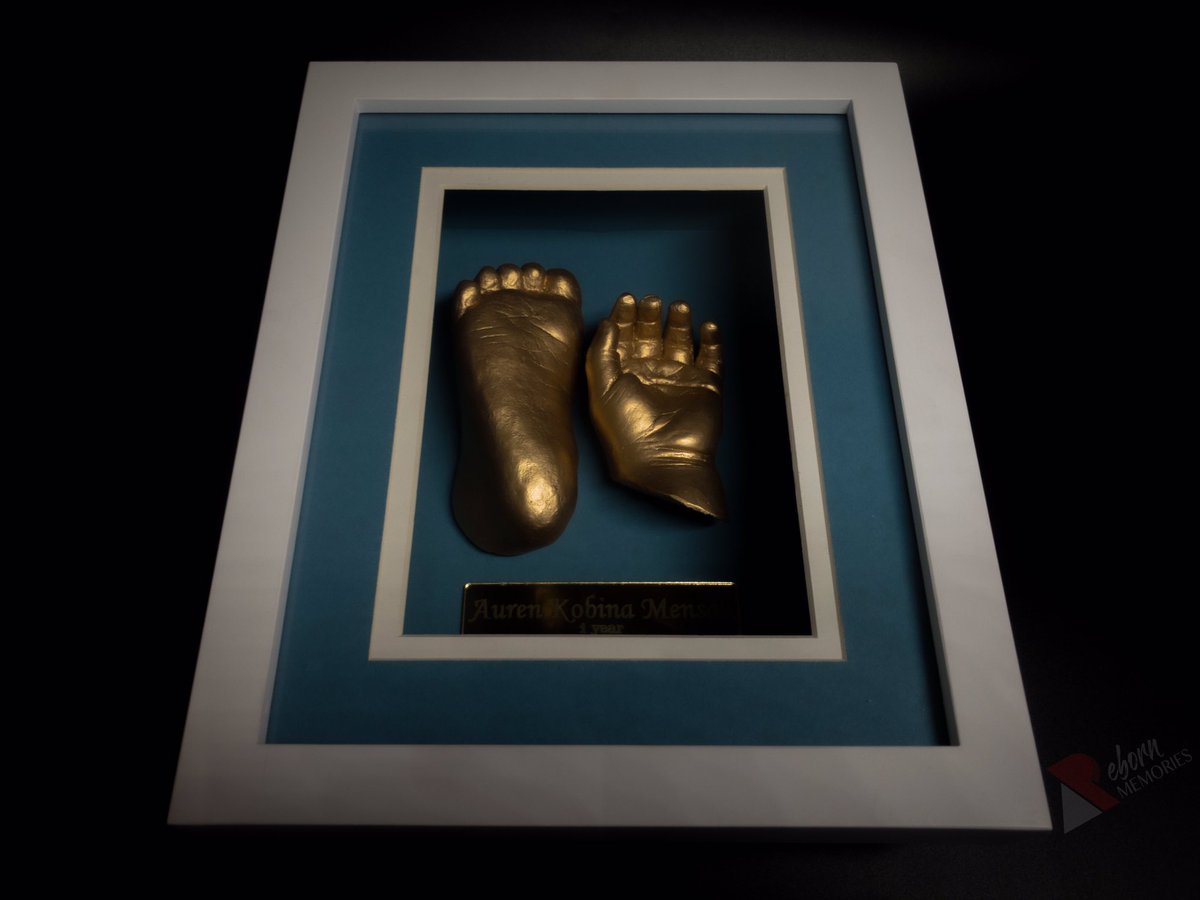 1rebornmemories's tweet photo. Baby Auren marked his first birthday with us 🙃.. #babycast #handcast #3dhandcast . Dm if you want a cast for your baby 🙃 https://t.co/BOXNvStpmM