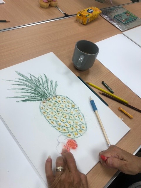 BSA_Leeds9's tweet photo. Last activity of a busy week is Art group with the lovely Emma from #zest - what a budding bunch of picasso's we have 😊😊😊
#leeds9 #Artsgroup #Zest https://t.co/402x2WJHDY