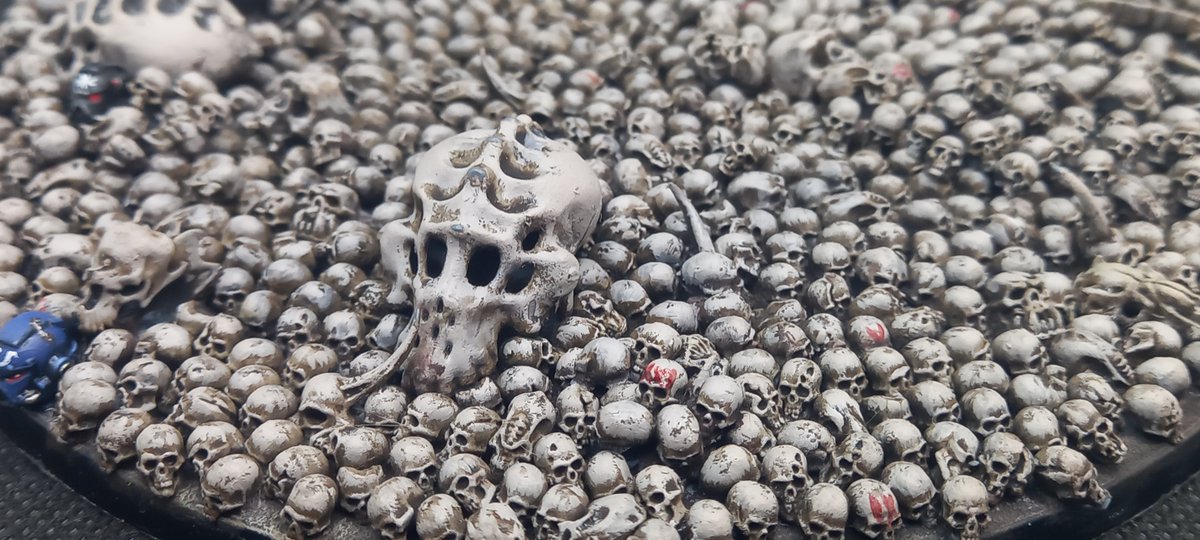 Day 21 #WarhammerCommunity #warmongers - A Skull A Day Til They Send Me Angron! 

New total of 1028 Skulls! The Powers of the Warp (@WarComTeam ) remain silent! Is my offering not grand enough? Perhaps they will send more of their number to investigate? 

8 RTs = 1 Skull