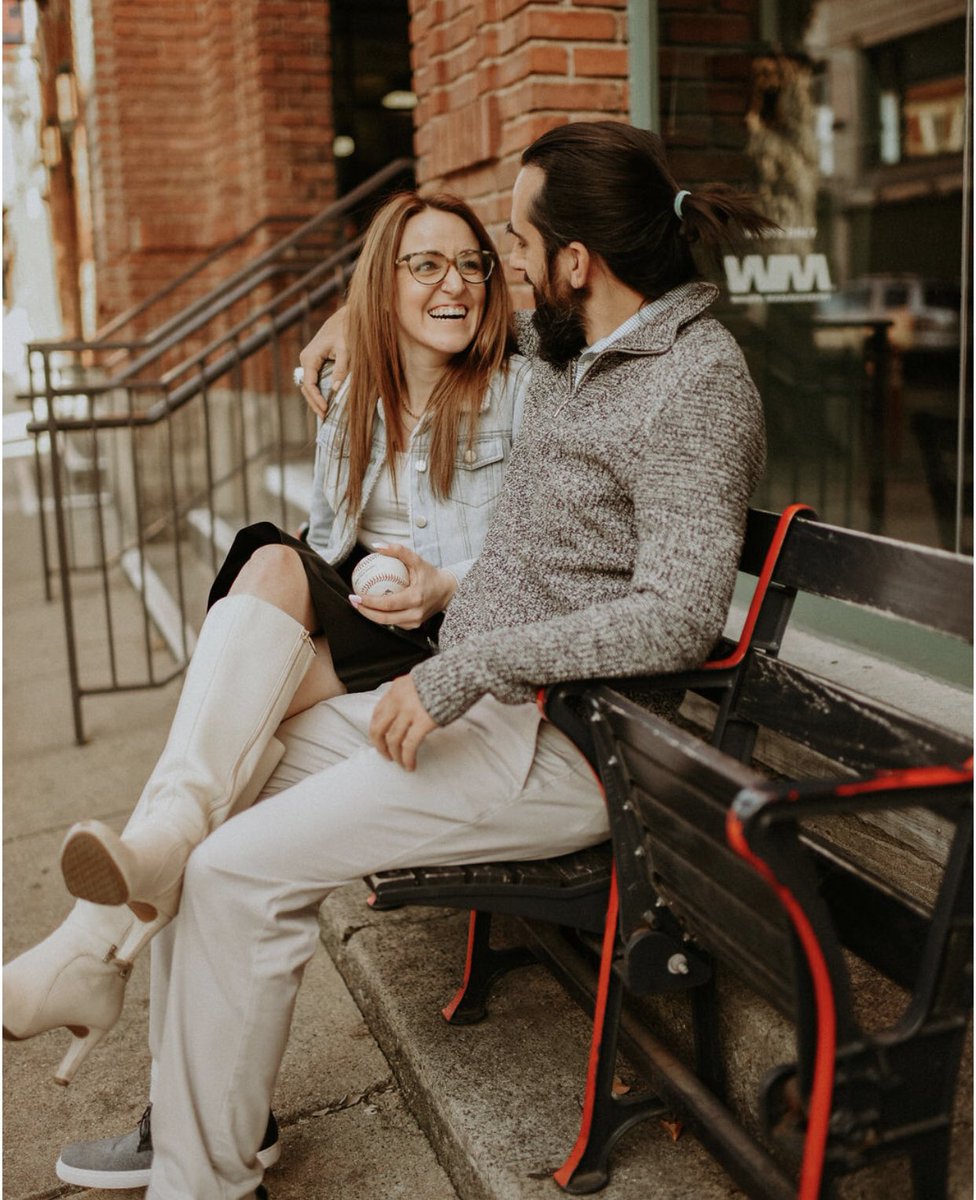 lalalalaurrrren's tweet photo. Tomorrow 💍🥹 https://t.co/OmDkVPa9o9