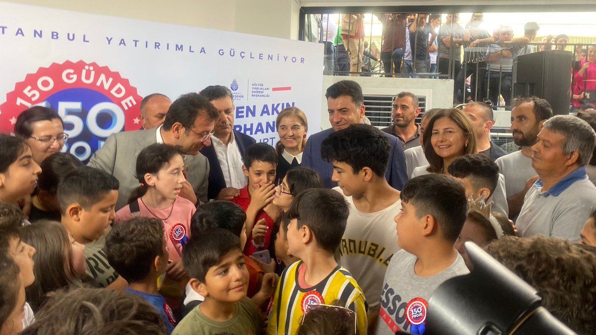 İstanbul Belediye Başkanımız Sayın <a href="/ekrem_imamoglu/">Ekrem İmamoğlu</a> #150Günde150Proje kapsamında geleceğe dönük projeleri birer birer hayata geçiriyor. Esenyurt Kıraç Gülten Akın Kütüphanesi de bunlardan bir tanesi. Gençlerimize, öğrencilerimize ve tüm İstanbullulara hayırlı olsun.
