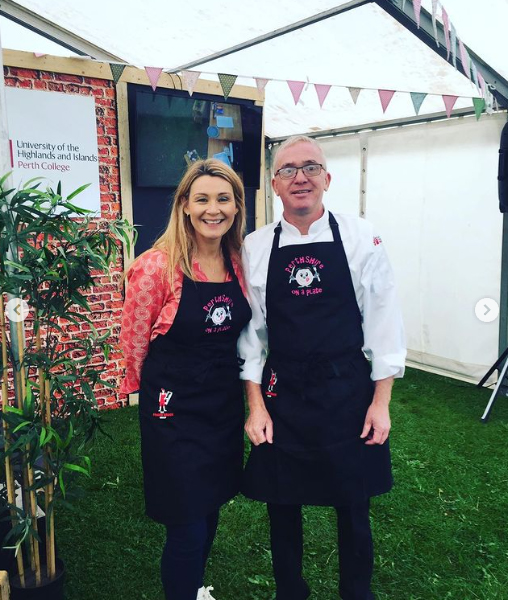 UHIPerth_'s tweet photo. #PerthShow 👩🍳 Our students are all geared up to support the celebrity chef demonstrations, along with our fabulous lecturer, Neil Mugg, who is demonstrating too 🙌
@PerthshirePlate @perth_show #ThinkUHI https://t.co/RA7H7vfu9X