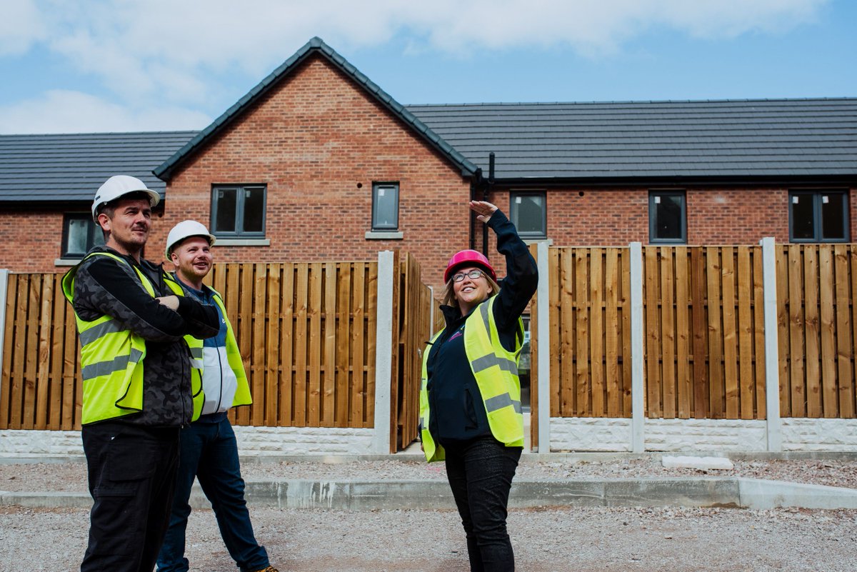 BrenigC's tweet photo. Great initiative by @CreatingE👌

We had a visit at our site in #OldColwyn from individuals looking to get into construction through a Passport to Construction scheme.

#BrenigConstruction #partnershipworkingWWHG #communitybenefit #makingadifference @WWHA @HapgoodHelen https://t.co/HTNXduGgfW